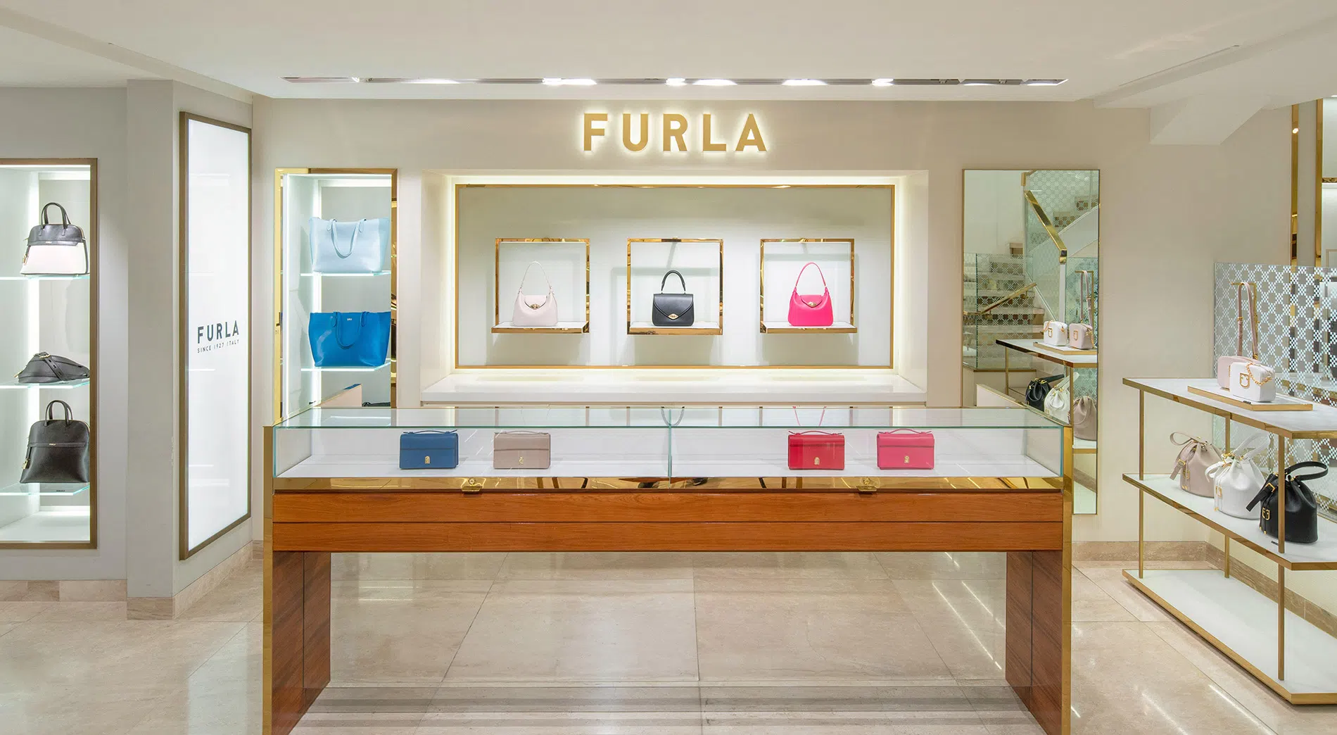 Banner 1 - Furla Outlet United States