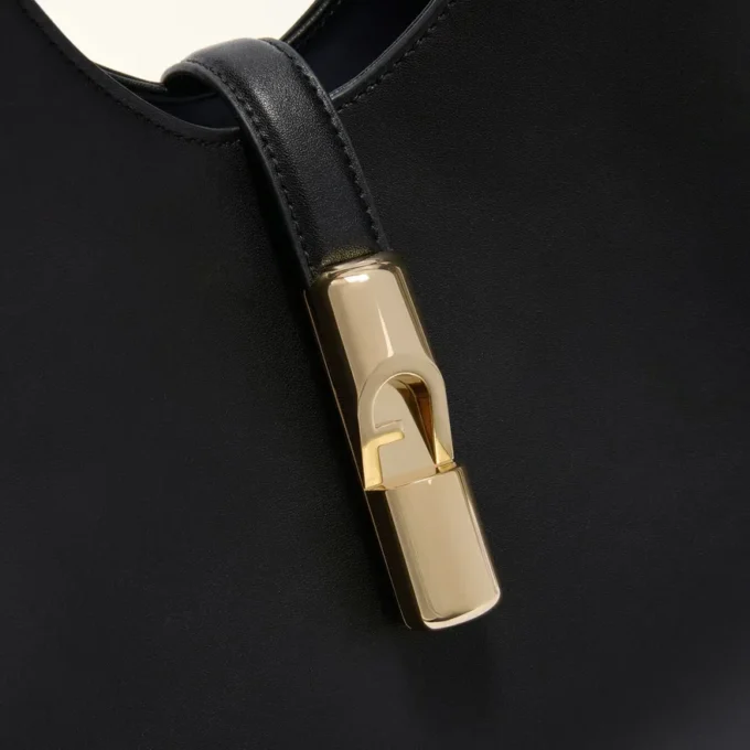 Furla Goccia Shoulder Bag M