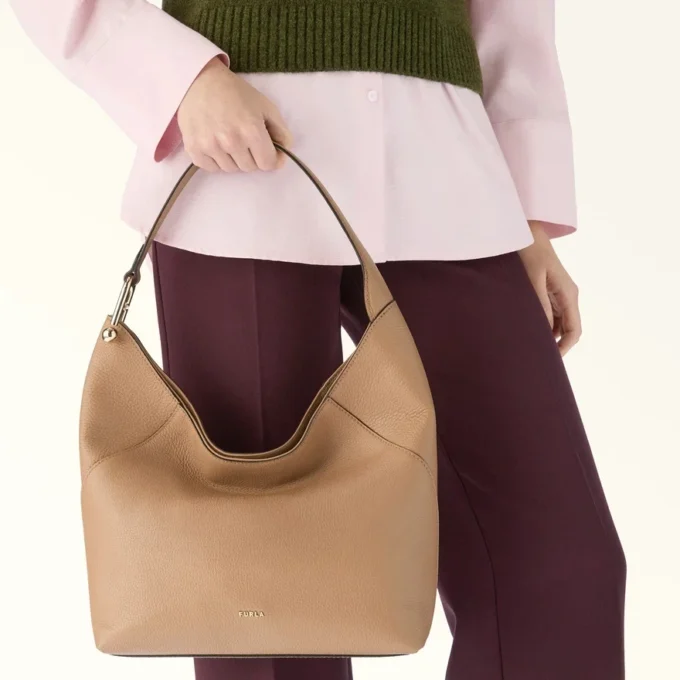 Furla Lara Shoulder Bag M Furla Lara Shoulder Bag M