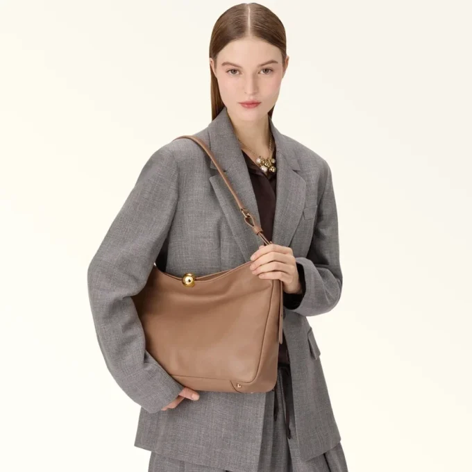Furla Sfera Soft Shoulder Bag L Furla Sfera Soft Shoulder Bag L